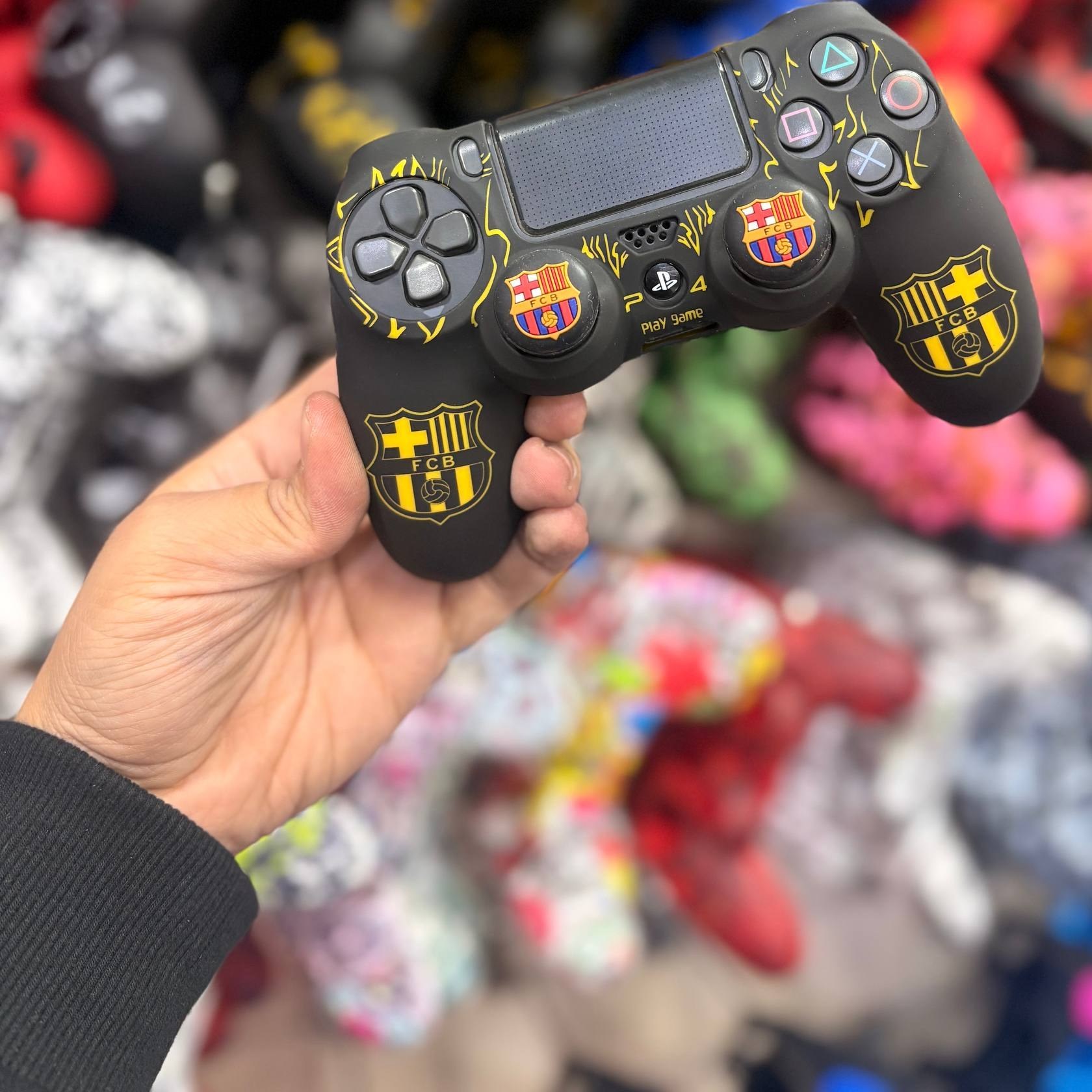 کاور دسته سیلیکونی PS4 با دو عدد سر آنالوگ برجسته