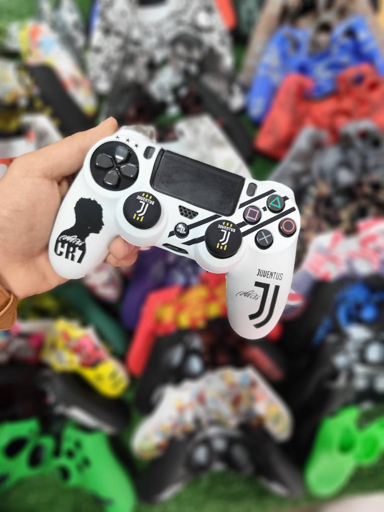 کاور دسته سیلیکونی PS4 با دو عدد سر آنالوگ برجسته کد 903