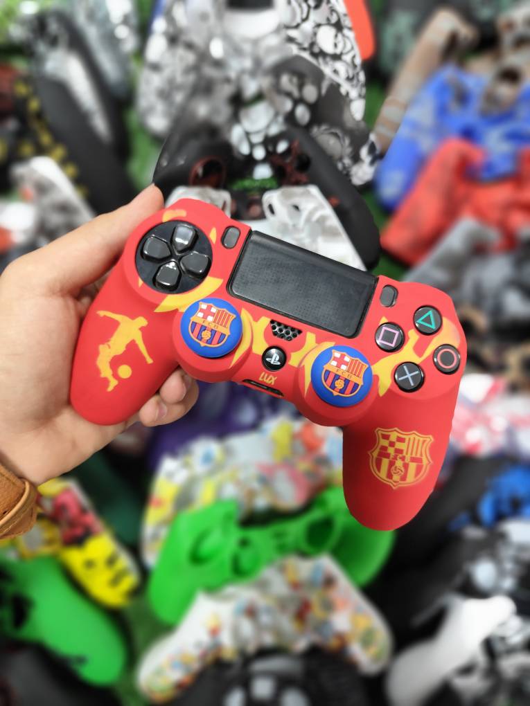 کاور دسته سیلیکونی PS4 با دو عدد سر آنالوگ برجسته کد 916